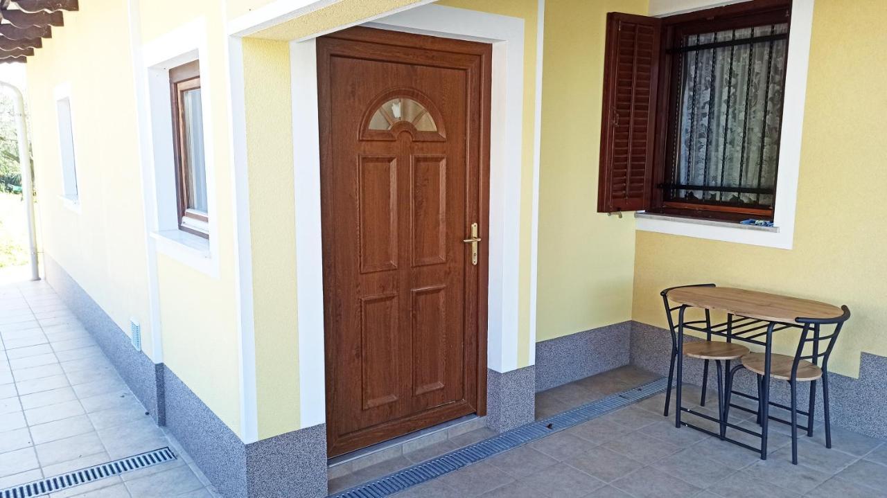 شقة أنكاران  في Apartma Montemoro المظهر الخارجي الصورة
